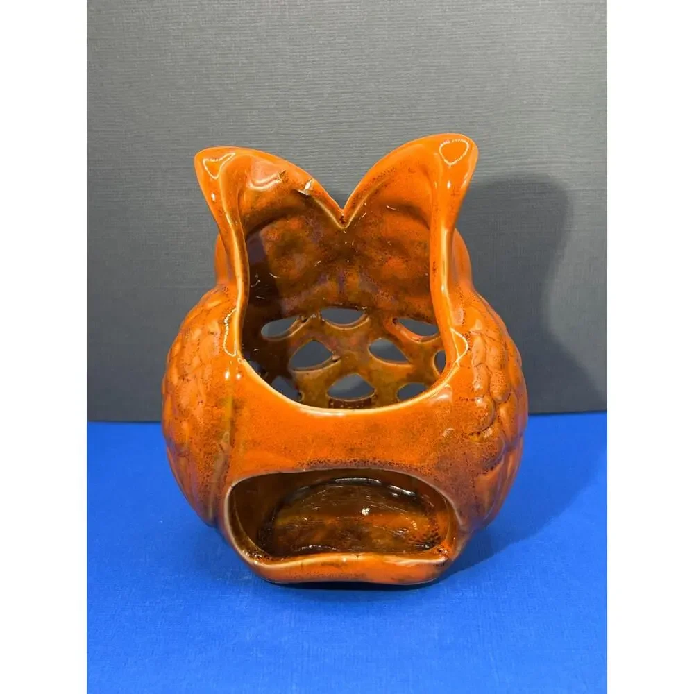 Unbranded owl candle
